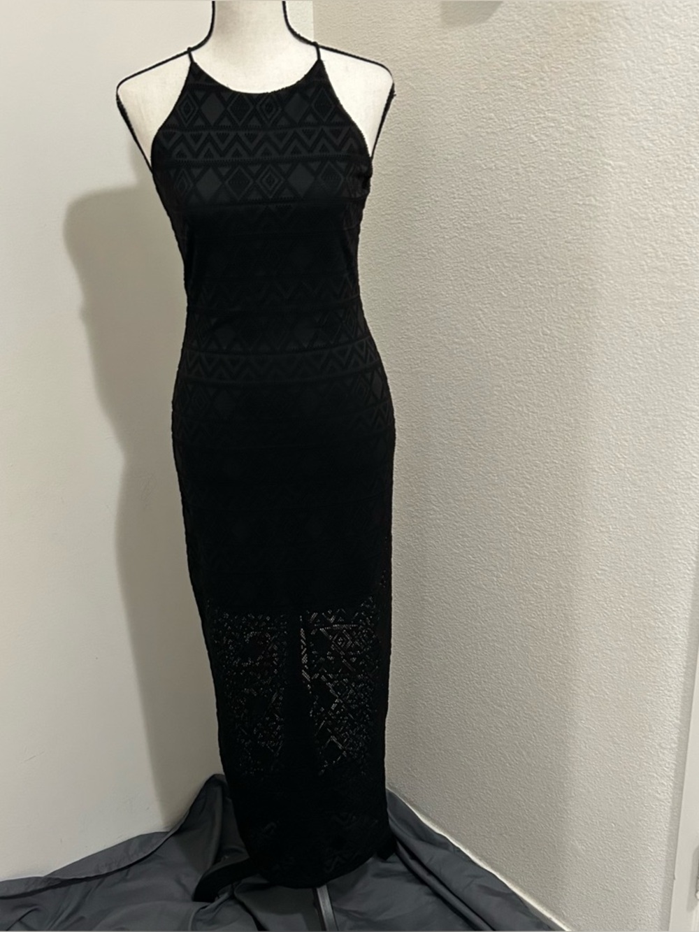 Klaxons Black Lace Geometric Maxi Dress Dinner Out Halter Neck Size S Boho